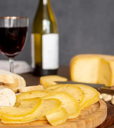 Vinos y quesos de lujo en un catering en Transporte