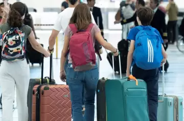 Permiso de viaje para menores: guía completa para salir del país desde Argentina