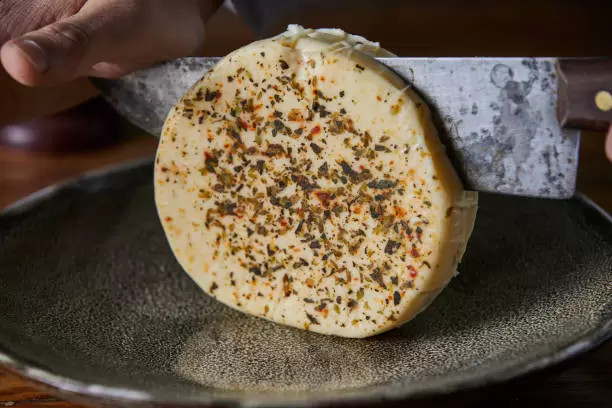 Provoleta a la parrilla, un plato ideal