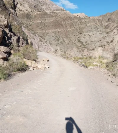 Muchos caminos fueron cortados por las nevadas