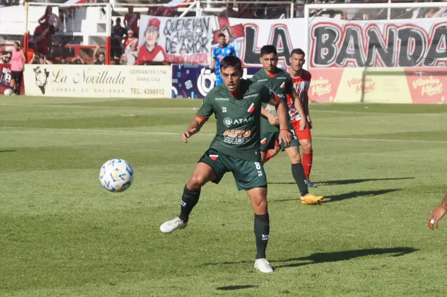 Maipú no pudo con Talleres de Remedios de Escalada de local. Fuente/ Prensa Deportivo Maipú