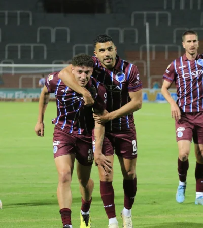 El Tomba se lució en el Malvinas.