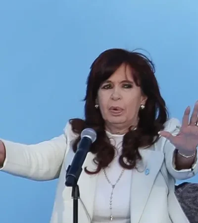 Cristina arremetió contra el presidente Javier Milei por el escándalo cripto