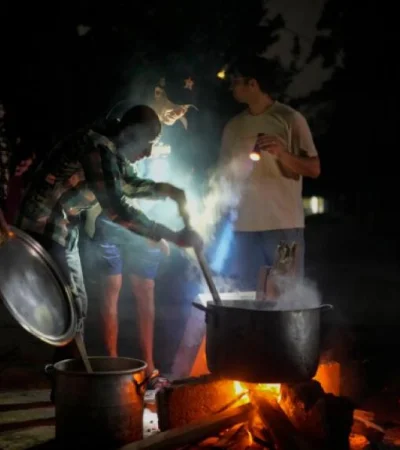 La población cubana vive horas de incertidumbre en las sombras.