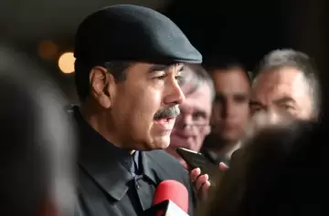 Maduro, en busca de salsa tártara e inversiones en petróleo