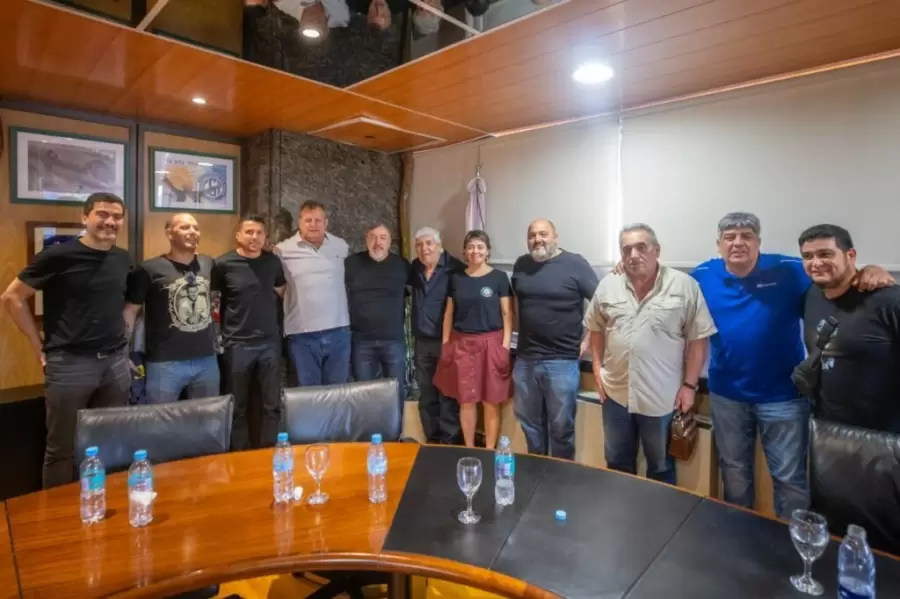 Gremios del transporte ratificaron el paro del 30 de octubre