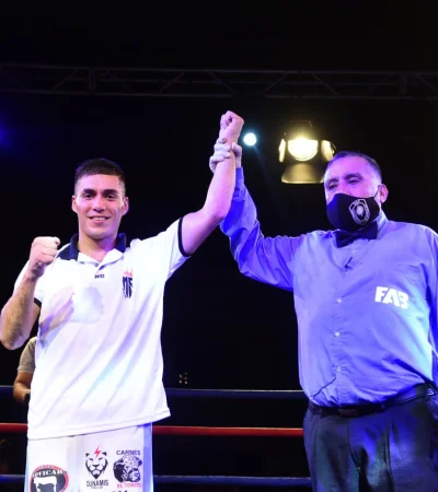 El Profe va por una nueva lección ante su gente.