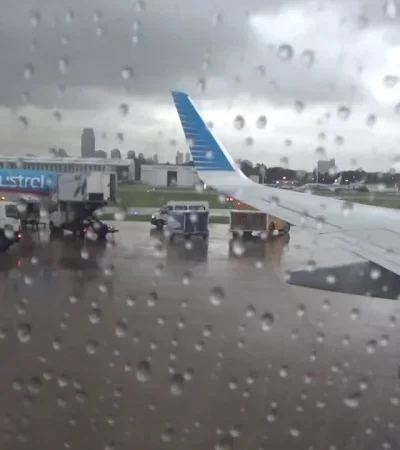 Tormentas en Aeroparque.