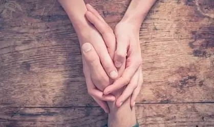 Muchas veces es difícil comprender a esos seres que, ante una situación límite, no muestran el menor atisbo de consuelo.