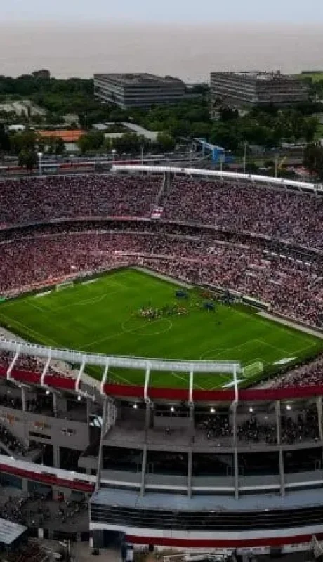 El estadio de River podría ser modificado como sede de la final.