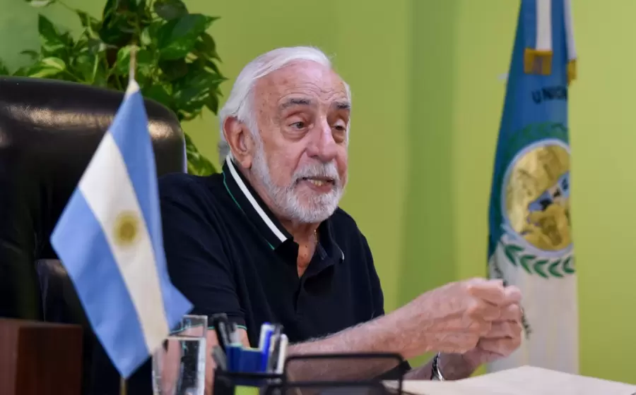 Roberto Fernández, titular de la Unión Tranviarios Automotor (UTA)