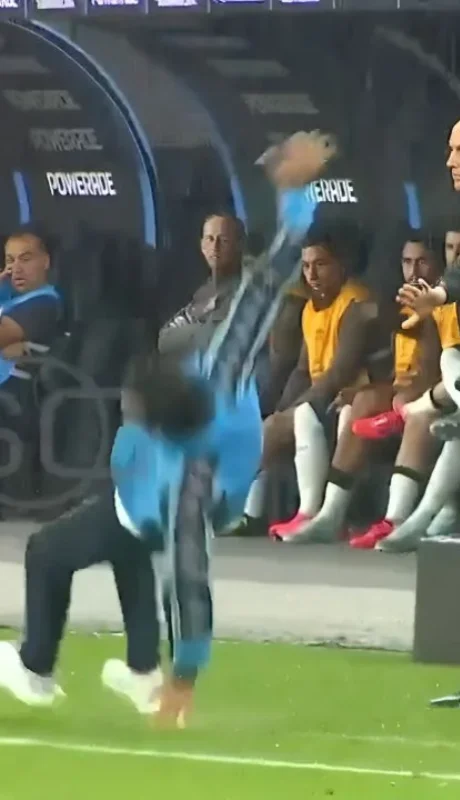 Momento protagonizado por Gustavo Costas.