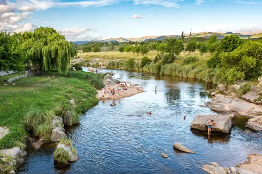 Panaholma se ubica a unos 160 kilómetros desde Córdoba capital.
