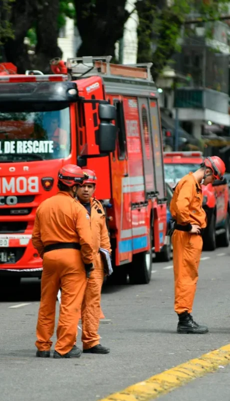 Se desprendió un techo en caballito.