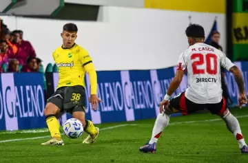 Defensa y River no pudieron romper el cero