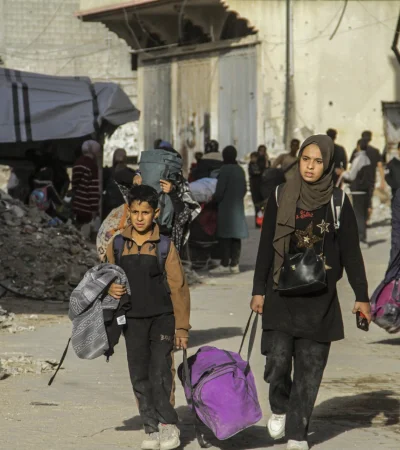 Refugiados en el campamento de Jabalia, en el norte de la Franja de Gaza. (Foto: Xinhua/Mahmoud Zaki/NA)