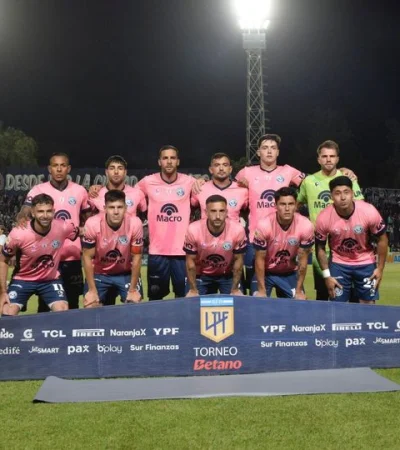 La Lepra jugó de rosa.