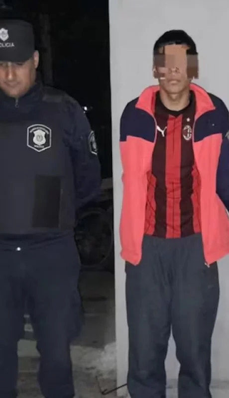 Por el hecho, fueron detenidos dos menores y un joven de 19 años.