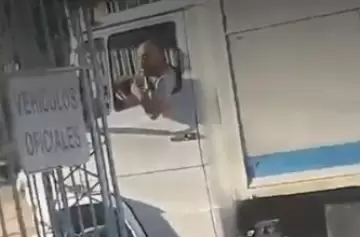 Quiso tirar el portón de una cárcel en Mendoza para liberar a su primo