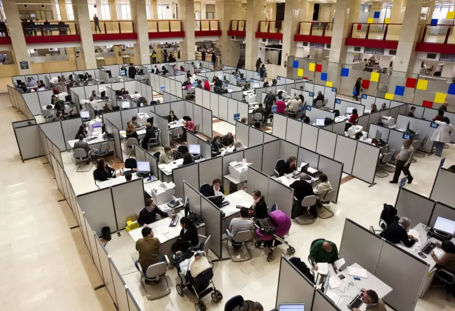 "No es una cuestión de empleo público: si hay un convenio de trabajo, se rige por la justicia laboral" (Héctor Recalde)