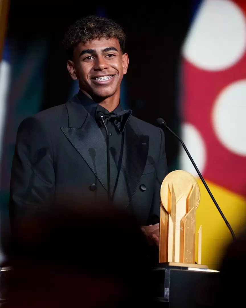 Lamine Yamal ganó el premio Kopa