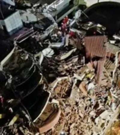 Una parte del edificio de diez pisos del Apart Hotel Dubrovnik se derrumbó este martes por la madrugada.