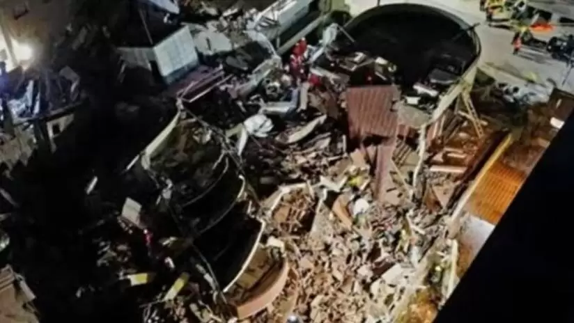 Una parte del edificio de diez pisos del Apart Hotel Dubrovnik se derrumbó este martes por la madrugada.