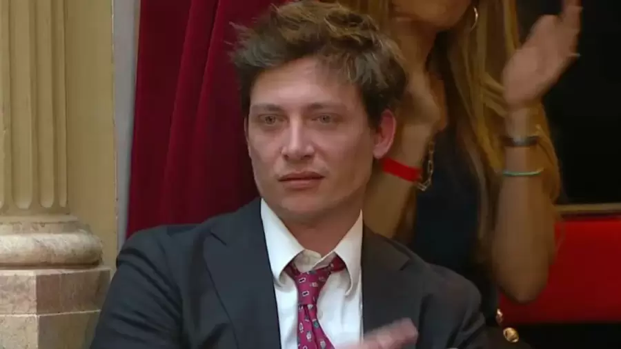 "Santiago Caputo tiene un despacho en la Casa Rosada, pero como no es funcionario público, no figura" (E. Paulón)