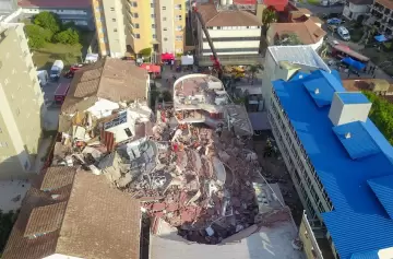 Tres desaparecidos tras el derrumbe del Apart Hotel Dubrovnik