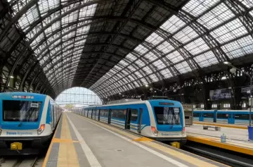 Comenzó el paro de los gremios del transporte al que se sumaron algunos más