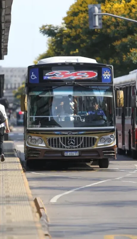 La UTA no adhirió al paro y los micros circulan hoy con normalidad. (Foto: web)