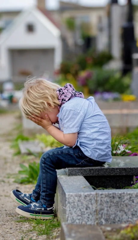 Cómo hablar con los niños sobre la muerte: guía para padres y cuidadores