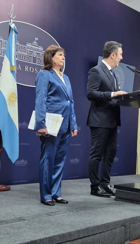 Interceptan avión con media tonelada de cocaína en megaoperativo por tierra y aire