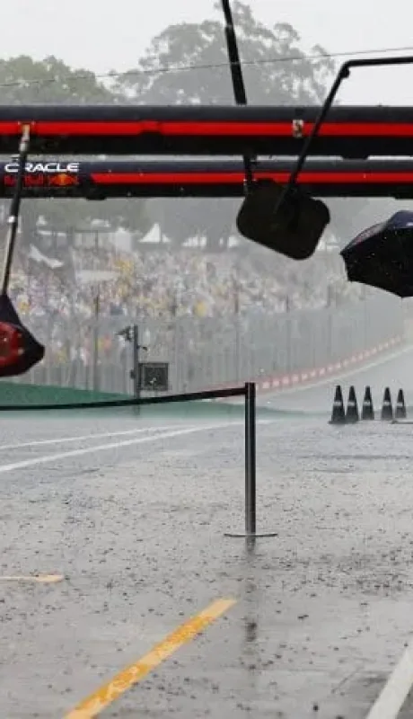 La lluvia complicó el Gran Premio de Brasil 2024