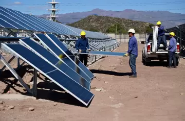 Paneles solares: antes cotizaban en dólares, ahora en pesos