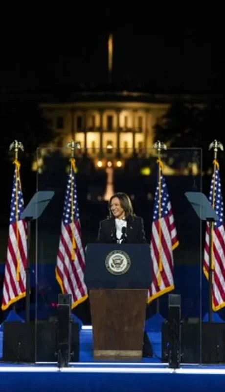 Kamala Harris en plena campaña