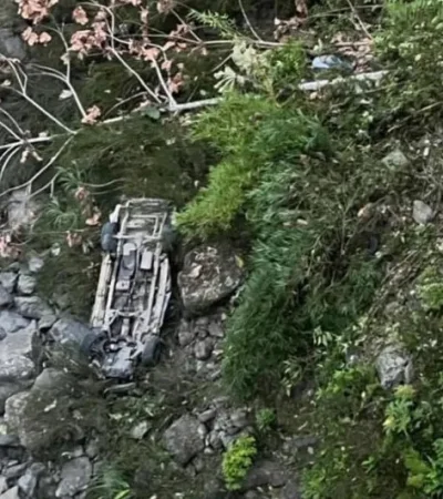 Tragedia en Ecuador: 10 víctimas mortales tras caer una camioneta por un abismo