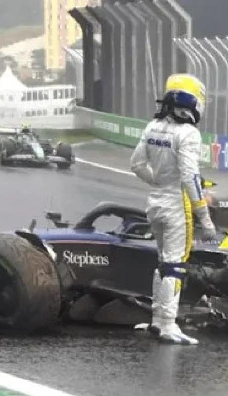 Franco Colapinto se despistó y quedó fuera del Gran Premio de Brasil