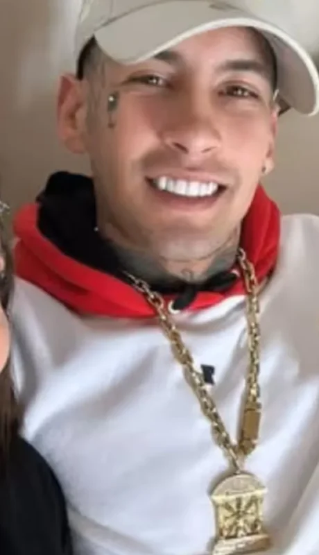 Valenzuela habría confirmado su relación con Nara.