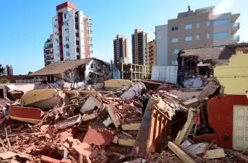 Quién era la víctima encontrada bajo los escombros del hotel de Villa Gesell