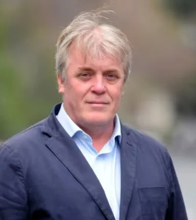 Piden la inmediata detención de Gustavo Vera.