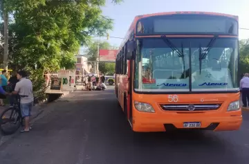 Guaymallén: murió una mujer al caer de un colectivo con la puerta abierta
