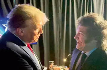 Javier Milei habló con Donald Trump y podría viajar a EEUU antes de la asunción