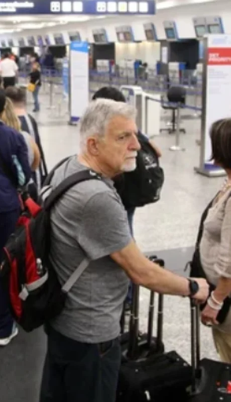 Los inconvenientes en los vuelos de ayer se debieron a que los empleados de Intercargo.