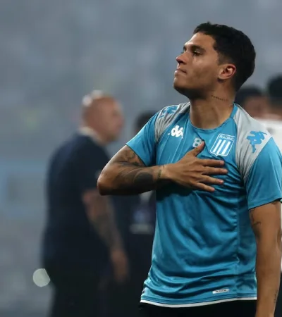 Juanfer Quintero es figura en Racing