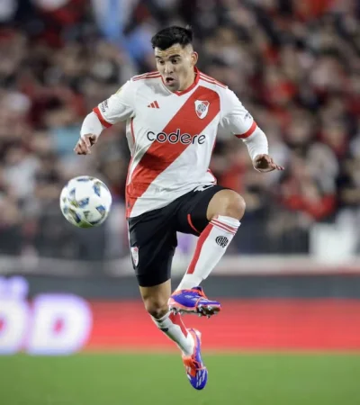 Acuña y un nuevo dolor de cabeza