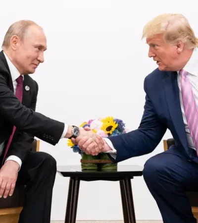 Putin y Trump podrían encontrarse para debatir sobre Ucrania y la rivalidad entre Washington y Moscú.