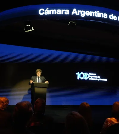 El Presidente participó de la celebración de los 100 años de la Cámara de Comercio