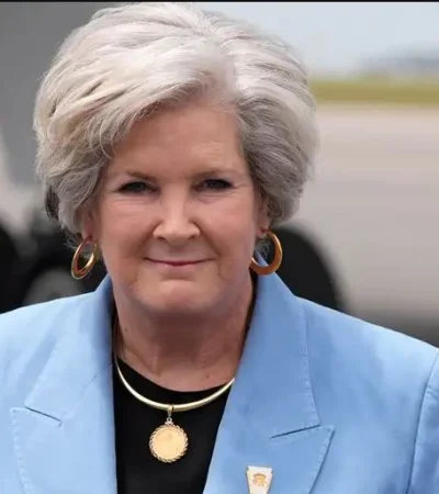 Susie Wiles tendrá que sacar sus habilidades de las sombras y ponerse en la primera línea de la administración Trump.