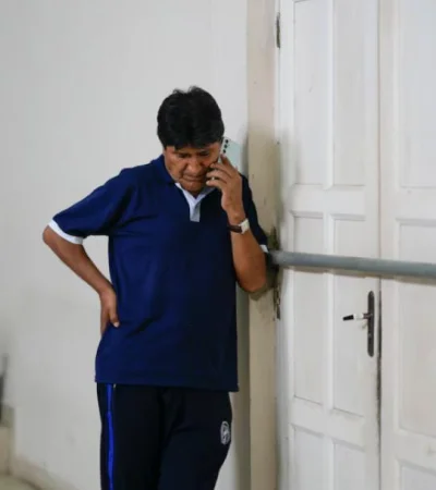 Morales presiona al Gobierno de Arce y promueve movilizaciones para lograr un tercer mandato que no está permitido por el Tribunal Constitucional.